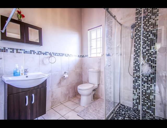 2 BEDROOM FREESTANDING FOR SALE IN RADIOKOP